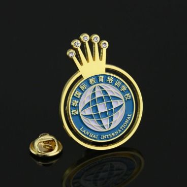 企業年會徽章定制 專業金屬胸章制作指南